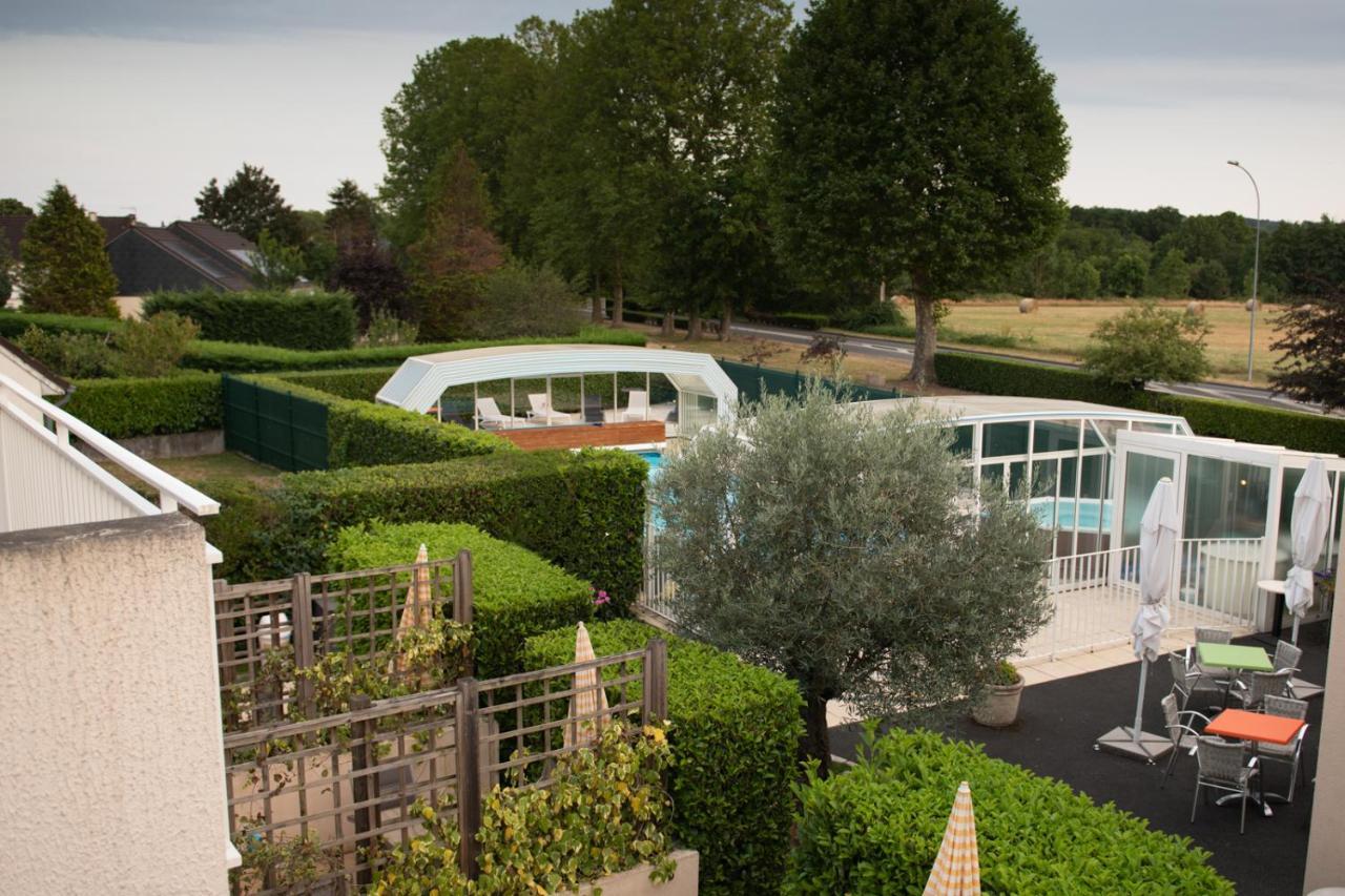 Logis Hotel Restaurant L'Escapade Le Pechereau Exterior photo