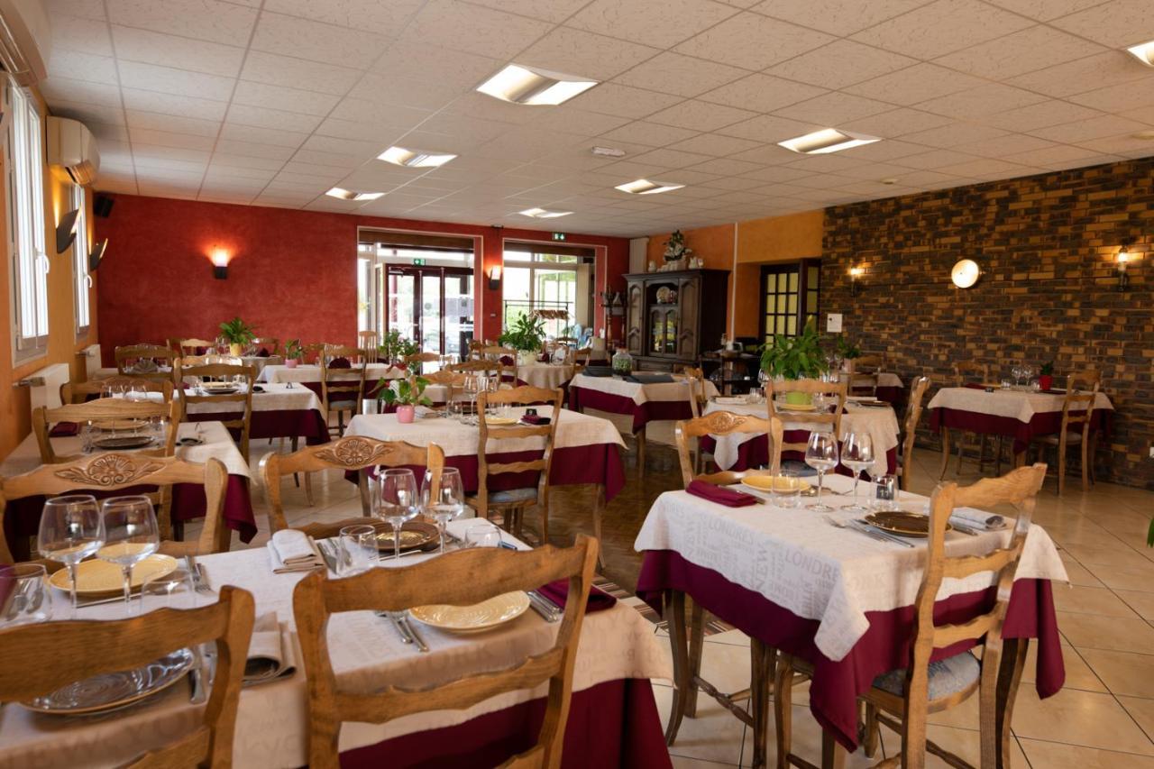 Logis Hotel Restaurant L'Escapade Le Pechereau Exterior photo