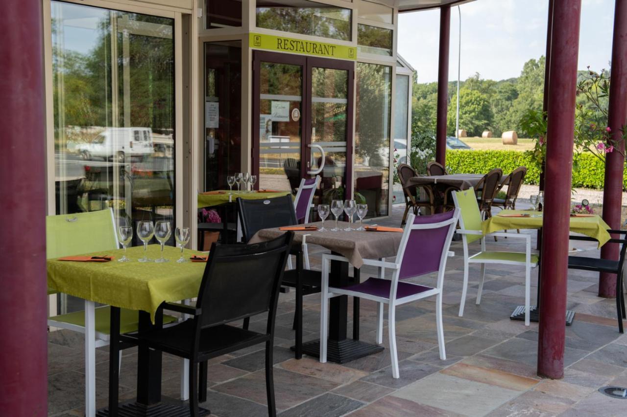 Logis Hotel Restaurant L'Escapade Le Pechereau Exterior photo